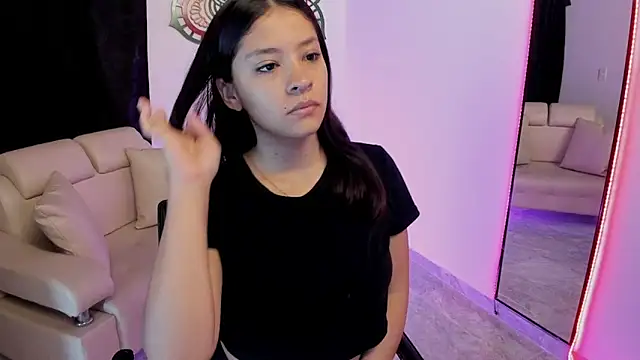 Candy fox 19 online show from February 28, 1:23 pm