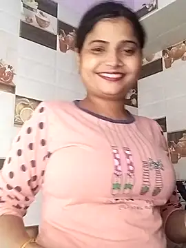 Hot-Pooja25 online show from March 16, 12:09 pm