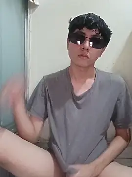 twinkboy593 online show from March 7, 10:51 pm