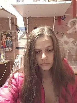 Snapshot of Skymadison chatting on June 10, 7:24 pm Skymadison online show from June 10, 7:24 pm