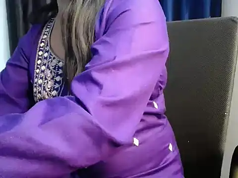 Snapshot of kannu_sexy chatting on February 19, 5:09 pm kannu sexy online show from February 19, 5:09 pm