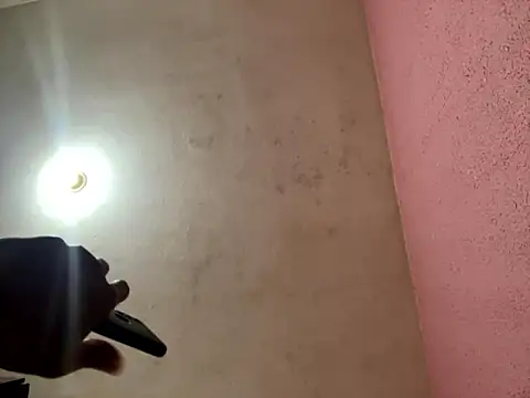 Snapshot of AzDio9 chatting on October 11, 8:18 pm AzDio9 online show from October 11, 8:18 pm