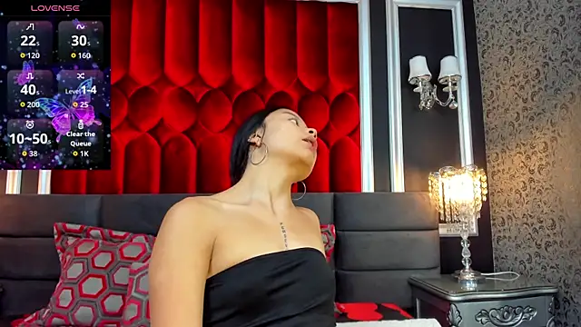 SharonBonet online show from December 21, 1:18 pm