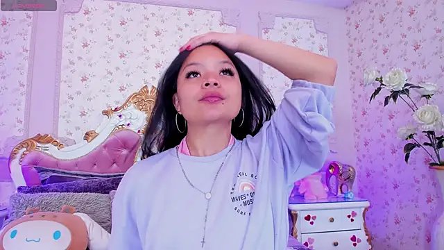 SharonBonet online show from January 16, 11:14 am