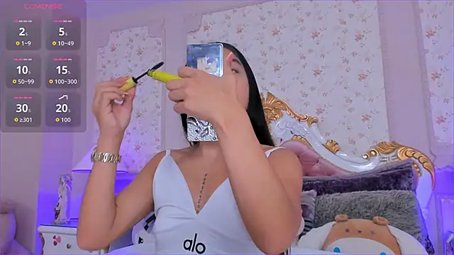 SharonBonet online show from February 12, 11:27 am