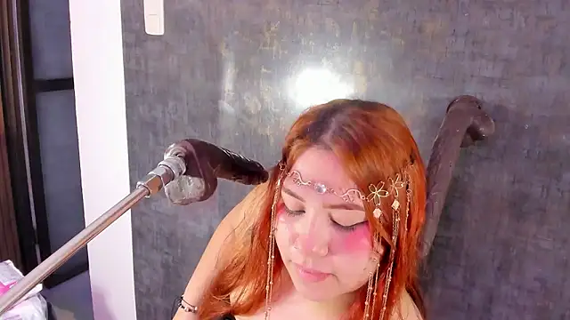 alana glasses online show from February 18, 11:39 am