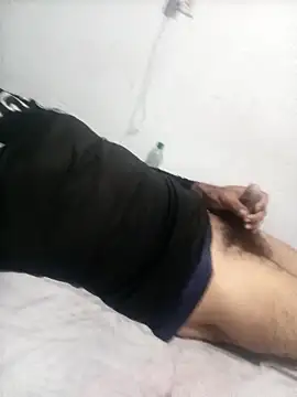 Snapshot of javi-tunene chatting on September 25, 5:22 am javi-tunene online show from September 25, 5:22 am