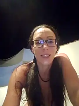 Snapshot of Astrid3 chatting on June 17, 10:00 pm Astrid3 online show from June 17, 10:00 pm