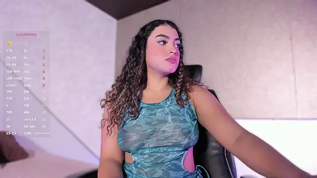 Salomeferreira  online show from January 7, 4:53 pm