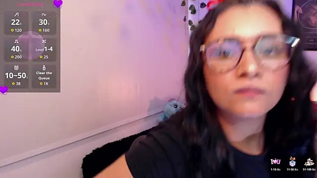 MarilynWhite  online show from October 23, 10:30 pm