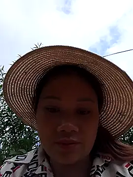 Snapshot of maymancute chatting on October 16, 6:36 am maymancute online show from October 16, 6:36 am