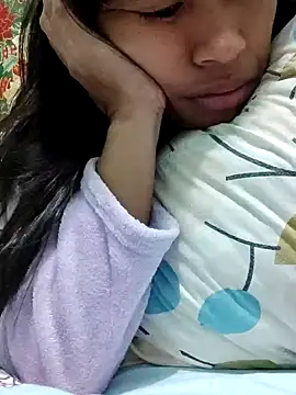 Snapshot of Sweet_Asian25 chatting on December 30, 5:55 pm Sweet Asian25 online show from December 30, 5:55 pm