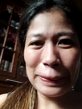 Snapshot of Sweet_Asian25 chatting on July 15, 10:04 pm Sweet Asian25 online show from July 15, 10:04 pm