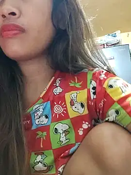 Snapshot of Sweet_Asian25 chatting on July 20, 9:28 pm Sweet Asian25 online show from July 20, 9:28 pm