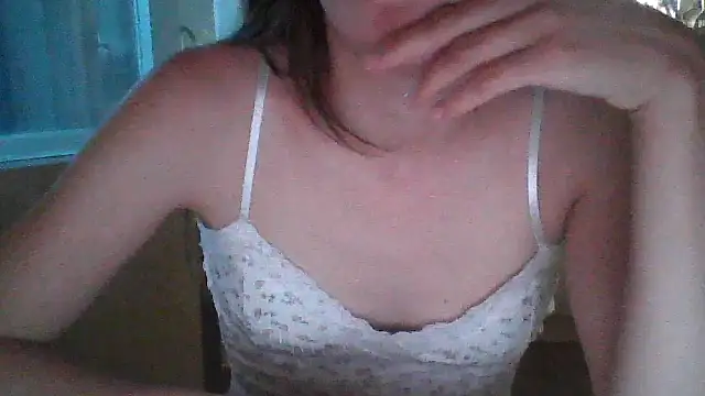 Snapshot of Avoriaa chatting on July 2, 7:31 pm Avoriaa online show from July 2, 7:31 pm