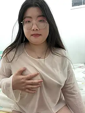 Snapshot of xxwang20 chatting on March 4, 6:03 pm xxwang20 online show from March 4, 6:03 pm