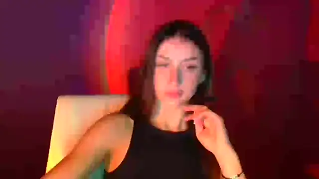 Snapshot of AlisaBubbles chatting on October 3, 5:37 am AlisaBubbles online show from October 3, 5:37 am