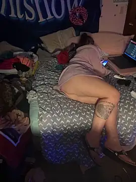 shortywidaphatty online show from October 7, 10:07 pm