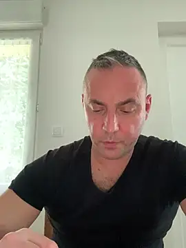 Snapshot of Marronglace1 chatting on March 6, 9:28 am Marronglace1 online show from March 6, 9:28 am