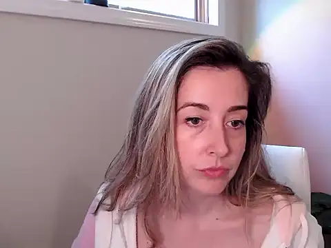 Snapshot of SuggestiveBehavior chatting on September 29, 4:34 pm SuggestiveBehavior online show from September 29, 4:34 pm