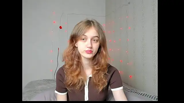 dreamy pollyyy online show from May 13, 6:49 pm