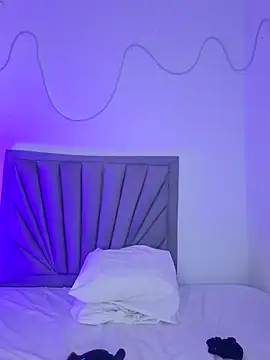 Snapshot of Fiorela_1 chatting on June 10, 5:34 pm Fiorela 1 online show from June 10, 5:34 pm