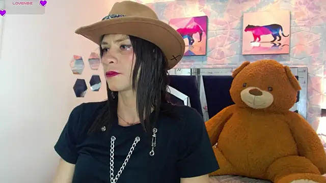 Charlotte Landry   online show from February 2, 7:45 pm