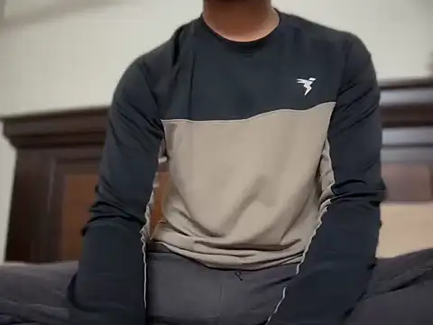 Snapshot of bossyjuicy chatting on February 10, 7:29 pm bossyjuicy online show from February 10, 7:29 pm