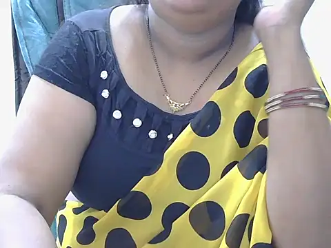 Snapshot of Nisha-telugu chatting on April 24, 6:54 pm Nisha-telugu online show from April 24, 6:54 pm