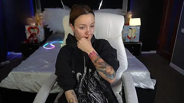 FoxyMayy online show from February 22, 9:08 am