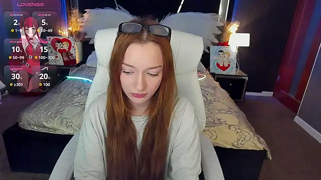 FoxyMayy online show from April 1, 1:41 pm