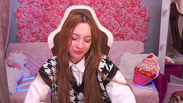 Snapshot of FoxyMayy chatting on May 30, 4:20 am FoxyMayy online show from May 30, 4:20 am