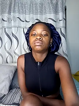 Snapshot of BlackberriesXxx chatting on September 15, 6:30 pm BlackberriesXxx online show from September 15, 6:30 pm