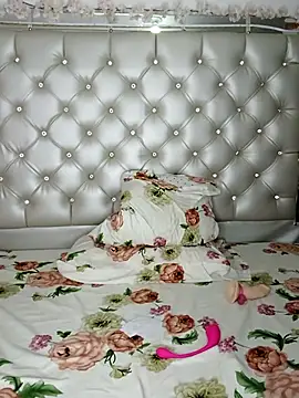 ZARAY 1118 online show from November 20, 9:36 pm