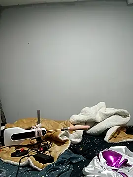 ZARAY 1118 online show from April 8, 1:38 am