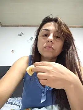 vanessa-titisM online show from April 10, 2:28 am