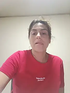 Snapshot of vanessa-titisM chatting on June 26, 2:38 am vanessa-titisM online show from June 26, 2:38 am