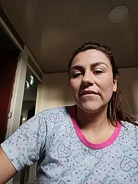 Snapshot of vanessa-titisM chatting on July 17, 10:14 pm vanessa-titisM online show from July 17, 10:14 pm
