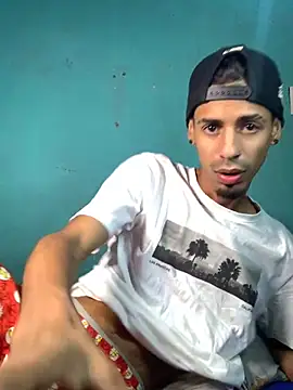 Snapshot of Alexx_1214 chatting on September 15, 12:54 am Alexx 1214 online show from September 15, 12:54 am