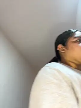 Anabelle 00  online show from March 22, 7:06 pm