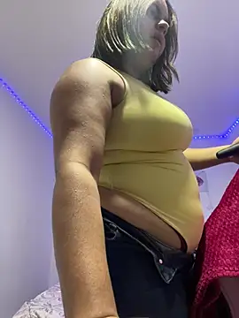 Snapshot of Anabelle_00_ chatting on May 4, 4:08 am Anabelle 00 online show from May 4, 4:08 am