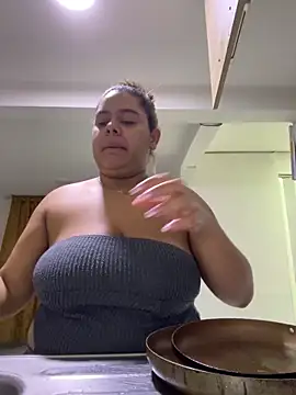 Snapshot of Anabelle_00_ chatting on May 17, 3:15 am Anabelle 00 online show from May 17, 3:15 am