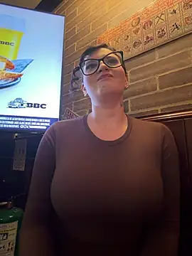 Snapshot of GabyMejiaa chatting on May 24, 12:48 am GabyMejiaa online show from May 24, 12:48 am