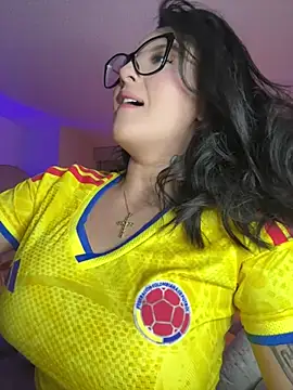 Snapshot of GabyMejiaa chatting on July 4, 3:56 am GabyMejiaa online show from July 4, 3:56 am