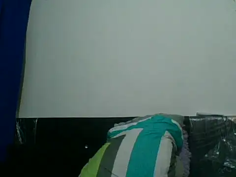 Snapshot of bluc96cm chatting on September 20, 2:56 am bluc96cm online show from September 20, 2:56 am