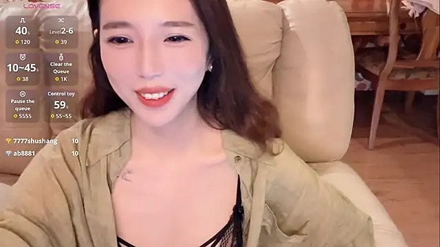 miss-lin online show from October 11, 2:04 pm