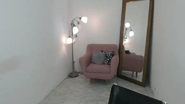 Snapshot of tatiana_oconell22 chatting on May 5, 1:57 am tatiana oconell22 online show from May 5, 1:57 am