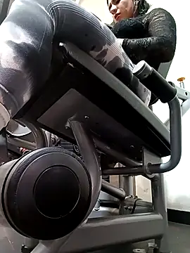 Mishchelle Zakii online show from February 16, 9:00 pm