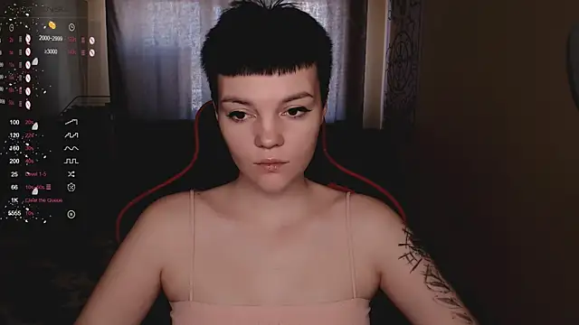 KrisNeal online show from December 15, 9:13 am