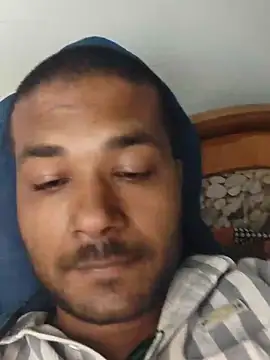 Snapshot of devil_khilesh chatting on April 29, 4:27 am devil khilesh online show from April 29, 4:27 am